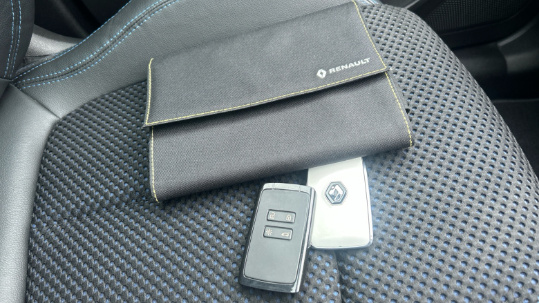 Renault Kadjar 1.3 TCE S Edition 5dr EDC Petrol Hatchback